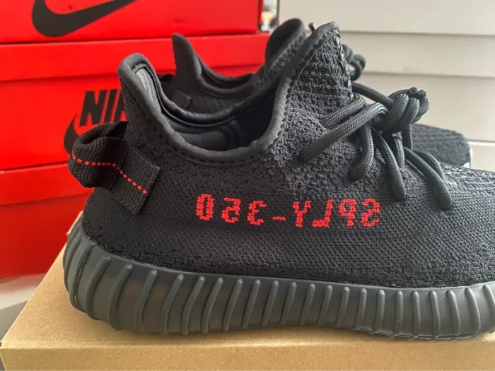 Adidas Yeezy boost 350 v2 black red - photo numéro 4