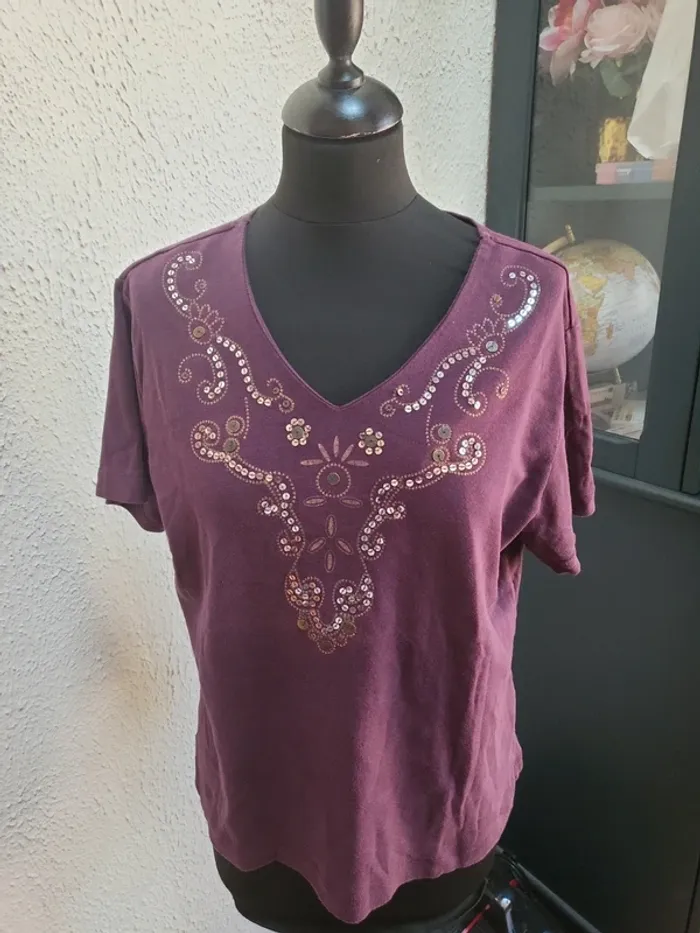 T-shirt