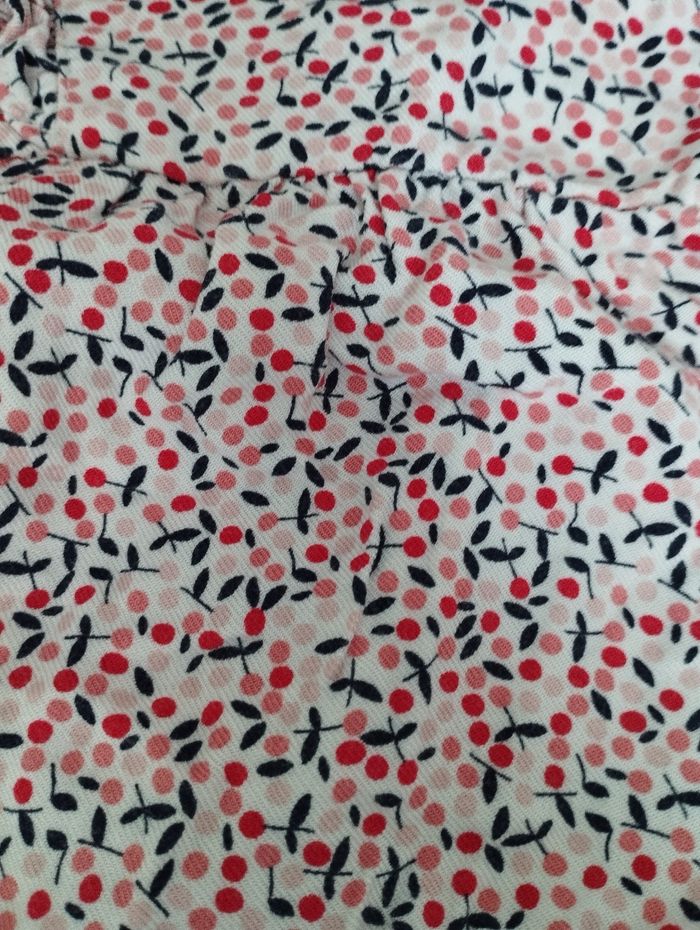 Blouse Gémo 6 mois - photo numéro 2