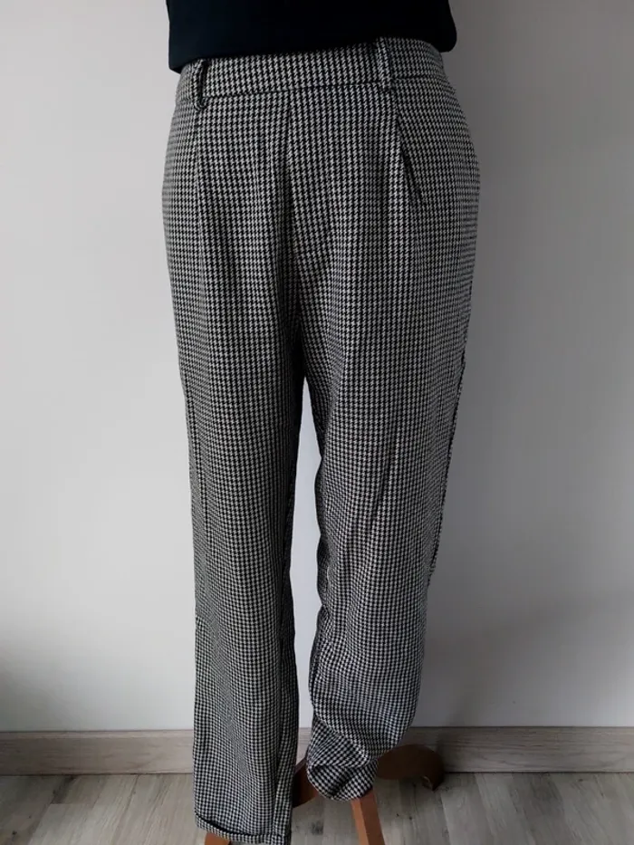 Pantalon large noir et gris - photo numéro 2