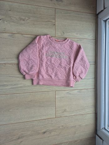 Sweat rose TAO 4 ans