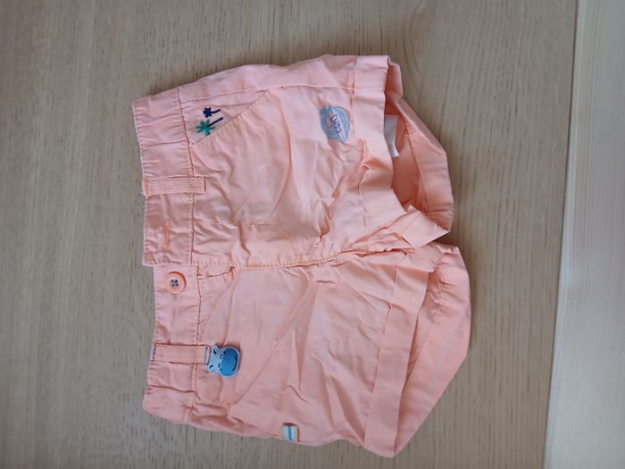 Short 6 mois