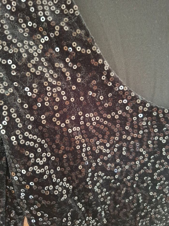 Robe noire manches longues pailletée - photo numéro 5