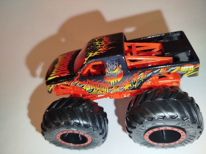 Hot Wheels Monster Truck Scorcher 2025 - photo numéro 3