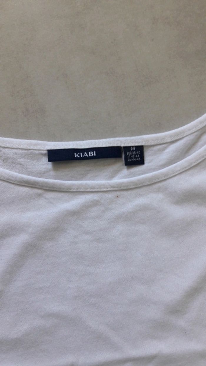 Debardeur blanc fines bretelles blanc kiabi M tres bon Etat - photo numéro 2