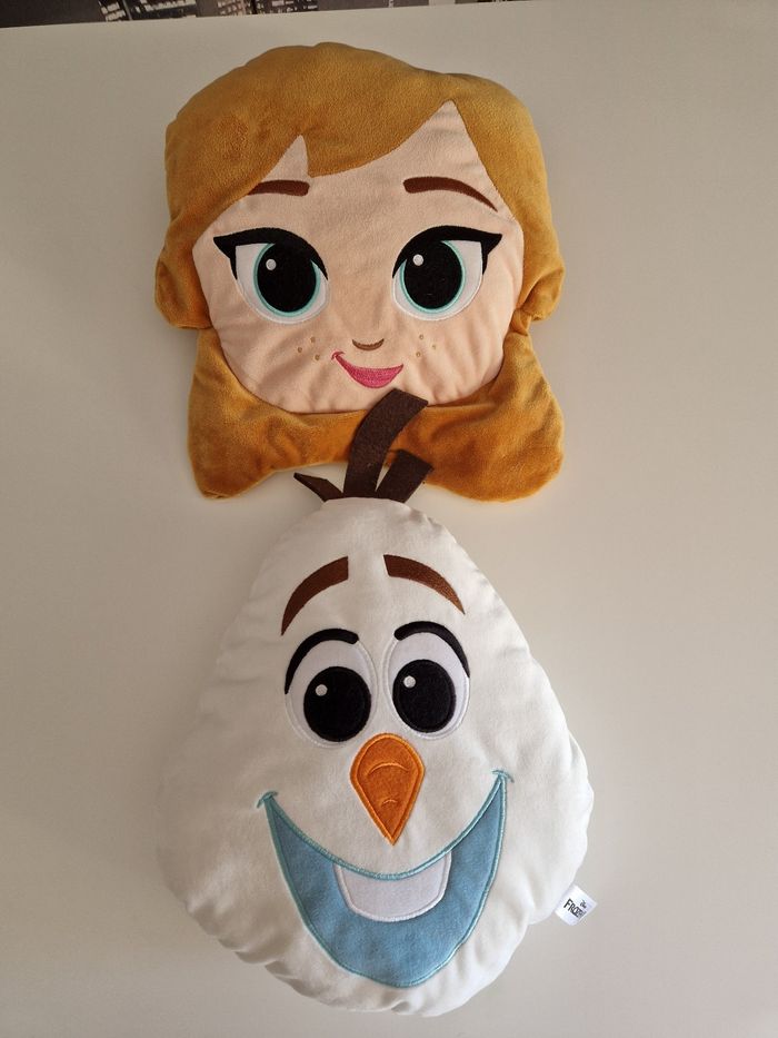 Lot de 2 coussins La reine des neiges