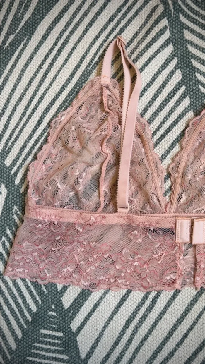 Bralette en dentelle Taille S 🧡 - photo numéro 8