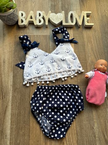 - Ensemble   - 24 mois   - Très Bon état