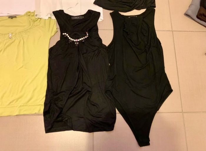 Lot 12 hauts femme taille S/36 dont 1 body - photo numéro 7