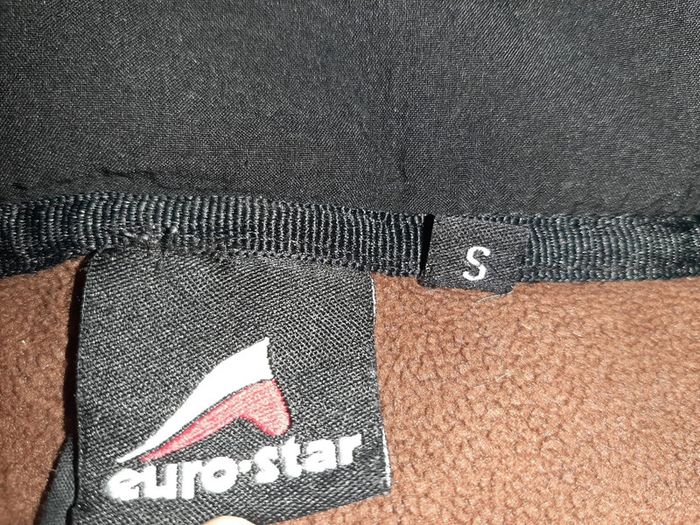 Veste coupe vent noire, doublée polar, avec capuche rétractable, taille S ou 12/14 ans - photo numéro 3