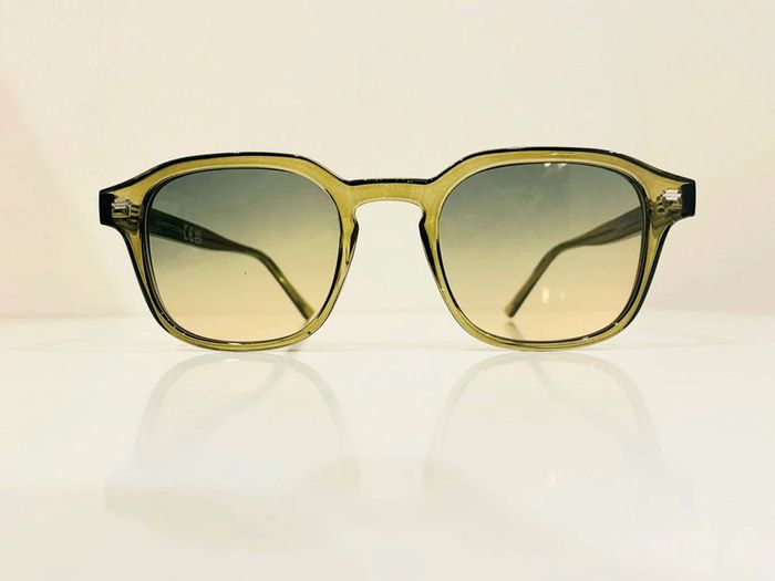 Lunette de soleil mixte kaki verres dégradés uvprotection catégorie 2 - photo numéro 2