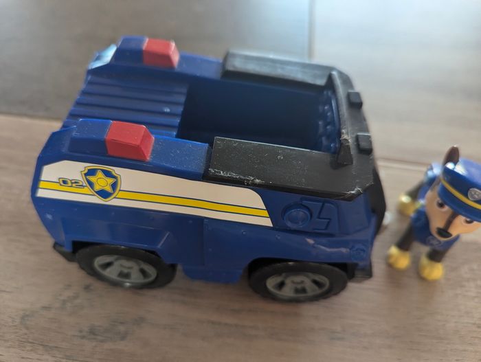 Figurines paw patrol chase chien policier et son véhicule - photo numéro 2
