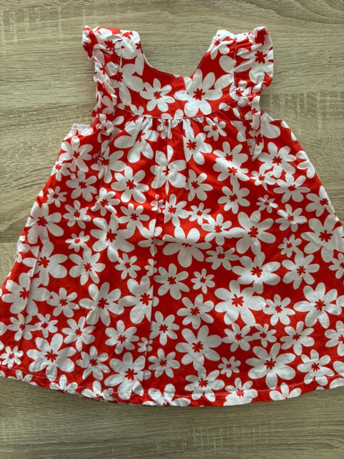 Robe rouge à fleurs Orchestra 18 mois TBE - photo numéro 2