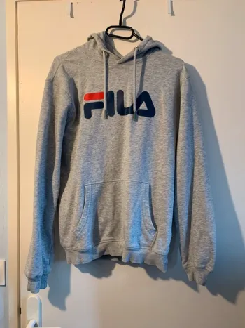 Sweat a capuche Fila