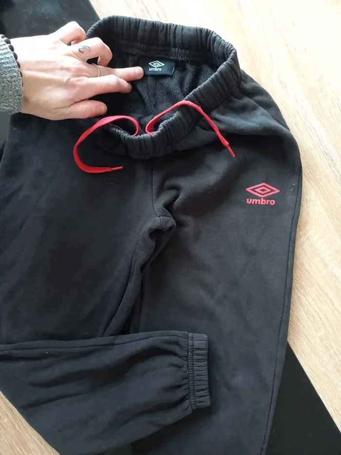 Jogging noir Umbro 10 ans - photo numéro 3