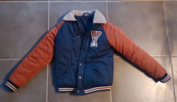 Manteau garçon avec pressions 10ans z