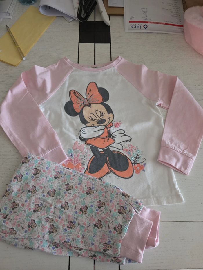 Pyjama disney 5/6ans