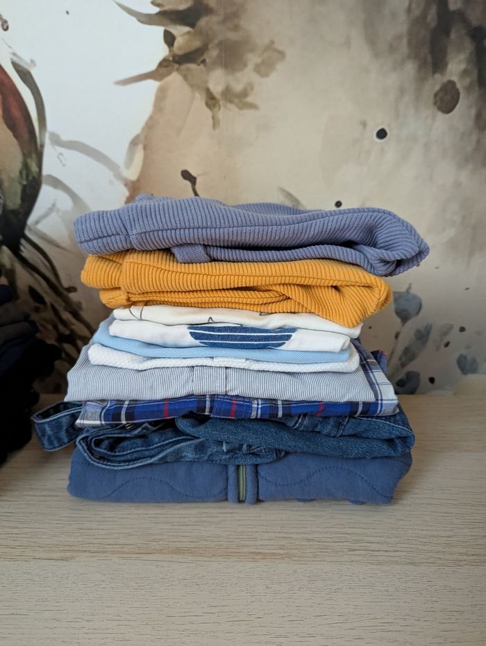 Lot de 11 vêtements 9/12m