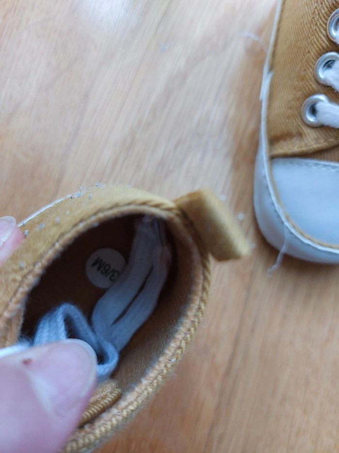 Baskets bébé taille 3/6 mois - photo numéro 3