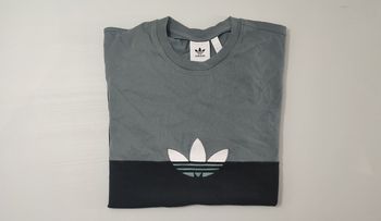 Vêtement Homme T-shirt tee-shirts gris noir Adidas taille L #Retrostreet