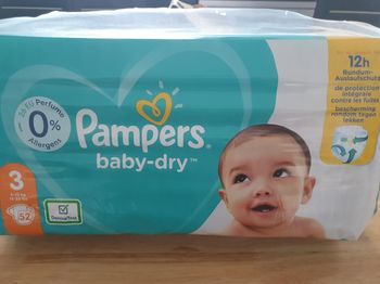 Couche pampers baby-dry