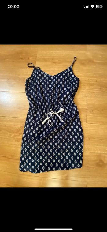Robe bleu marine atmosphère