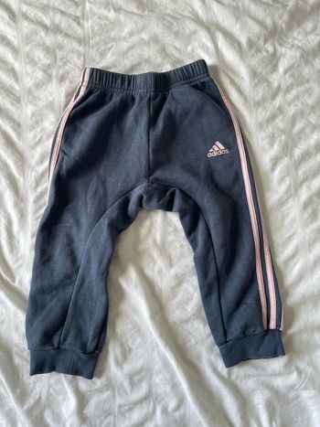 Jogging adidas 18- 24 mois