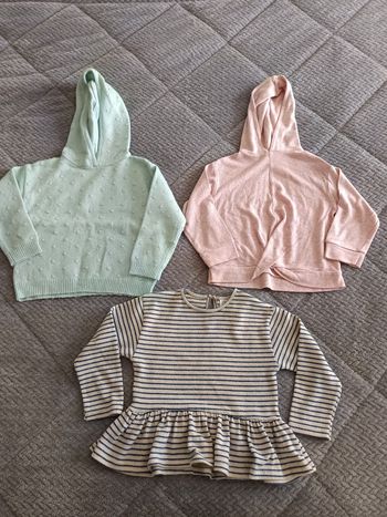 Lot pulls Zara fille 4 ans)104 cm