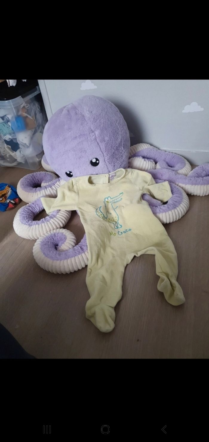 lot de pyjama 6 mois - photo numéro 3