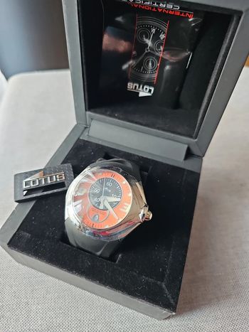 🔥Montre Lotus 48mm 💫