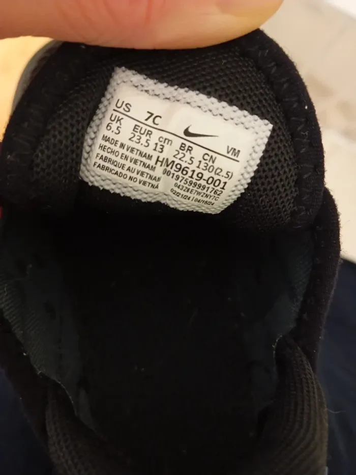 Nike air Max 270 noir et rouge - photo numéro 9