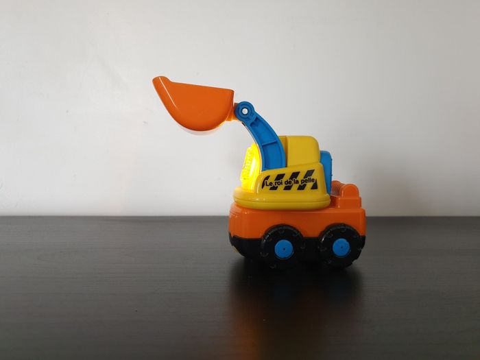 Tut tut bolide "Marcel le roi de la pelle" VTech - photo numéro 3