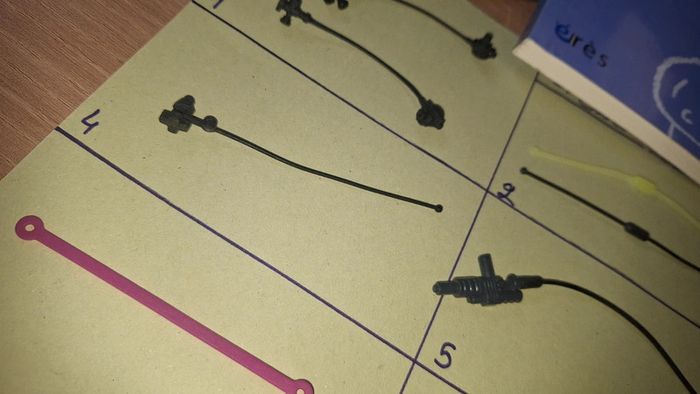 Petit lot de tube et barres - photo numéro 4