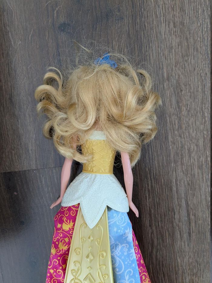 Poupée Belle au bois dormant Disney - photo numéro 2