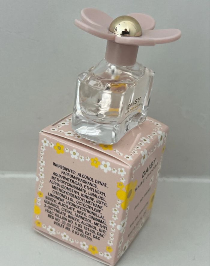 Mini parfum Daisy - photo numéro 4