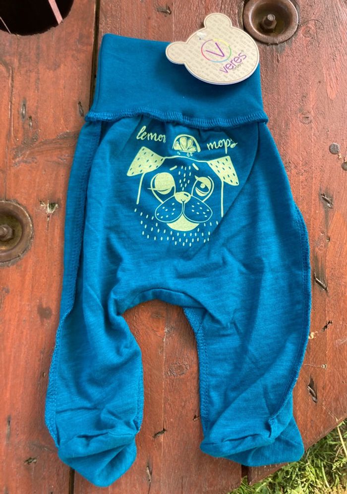 Pantalon bleu avec pieds 1 mois - photo numéro 2