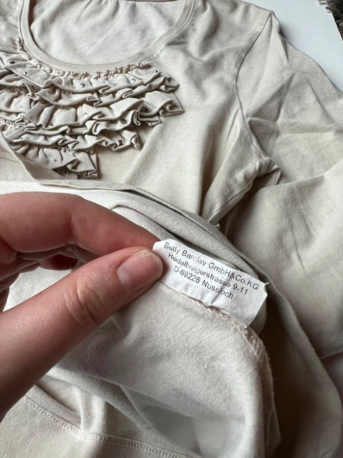 Haut a froufrous - photo numéro 2