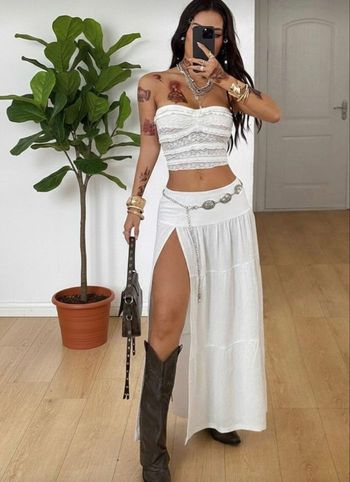 Jupe longue blanche fendue style boho 