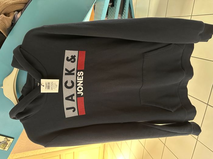 Sweat bleu marine taille 16 ans jack and jones NEUF - photo numéro 1
