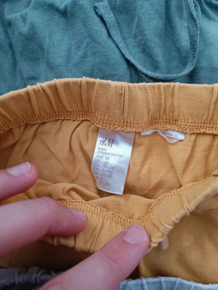 Lot de 8 shorts h&M 92 cm - photo numéro 2