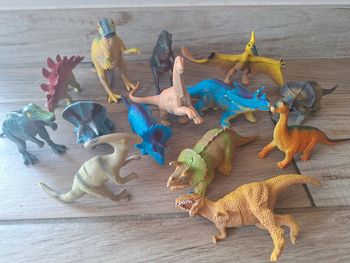 Lot dinosaures