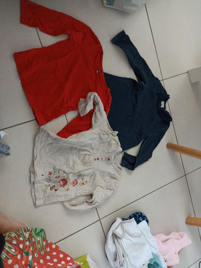 Lot vêtements filles 24 mois mi saison - photo numéro 16