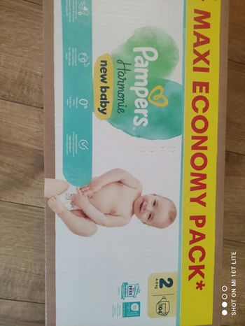 Couches Pampers harmonie