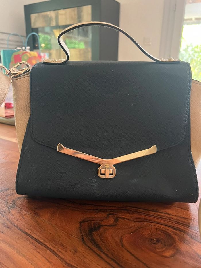 Sac à main avec bandoulière - photo numéro 2