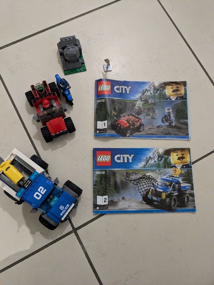 Lego city la course poursuite en montagne