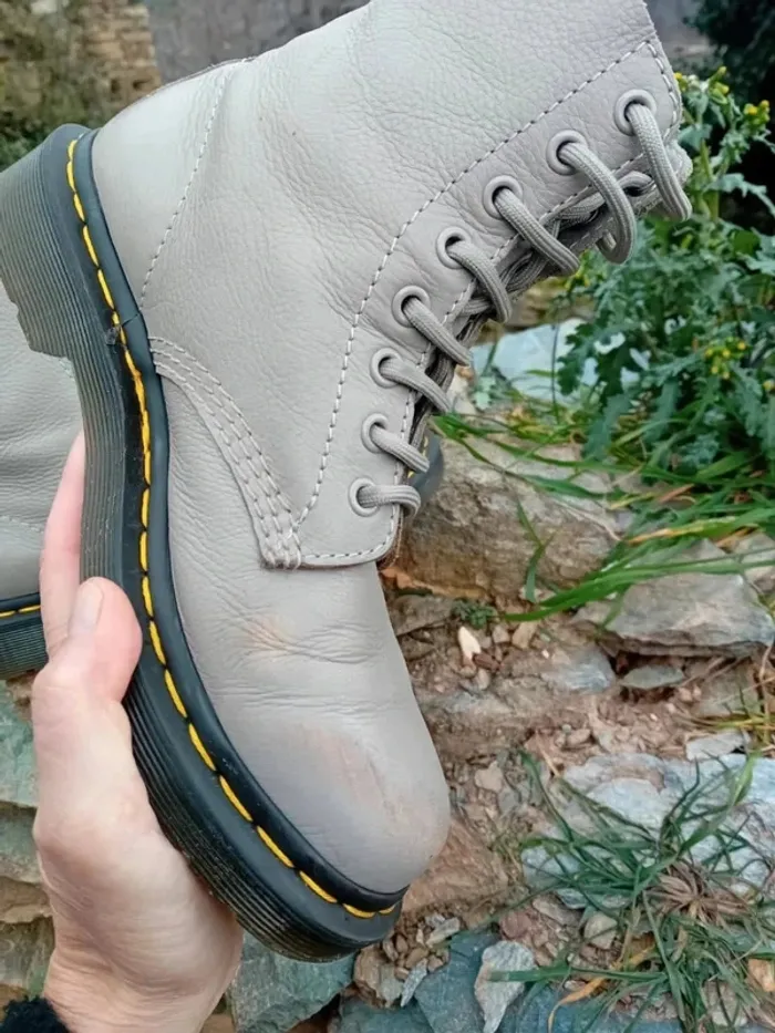 Dr. Martens 1460 cuir souple Pascal virginia 37 gris/beige - photo numéro 8