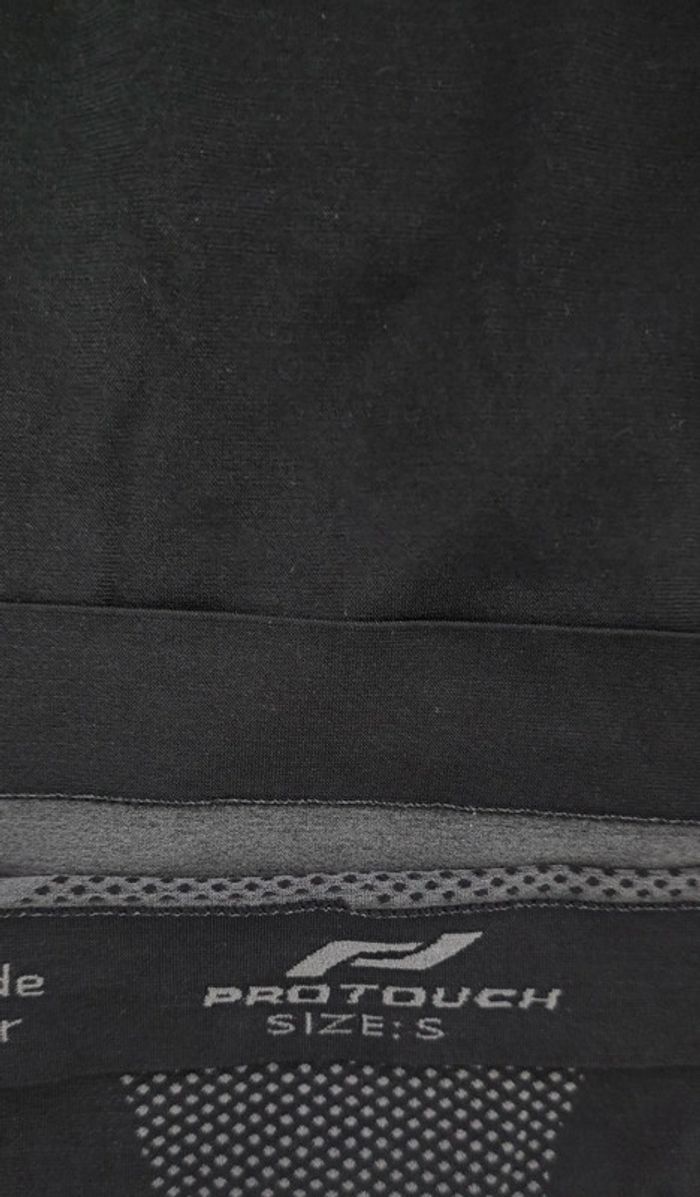 Vêtements de foot ou sport en taille S - photo numéro 4