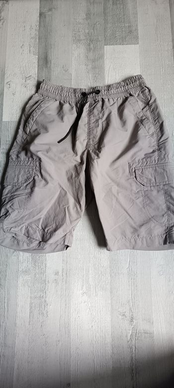 Short gris garçon