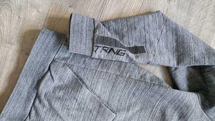 Veste sport taille l - photo numéro 4