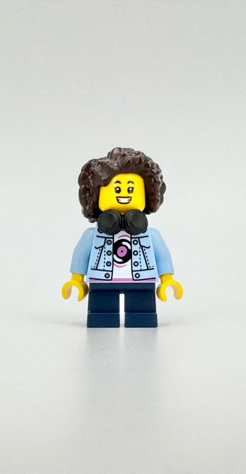 Lego Ideas Le Jardin Botanique : La Petite Fille aux Écouteurs - NEUF